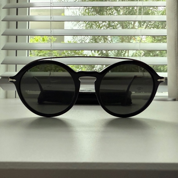 Persol Polarized Sunglasses - Picture 1 of 4